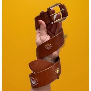 Nice! GAP Black Leather Southwest Beaded Belt Size-28 EUC Made in USA